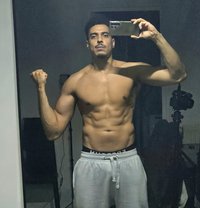 DracoXxL - Male escort in Paris