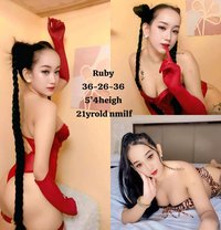 Dragon Spa Pioneer - masseuse in Manila