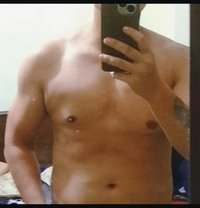 Dray - Male escort in New Delhi