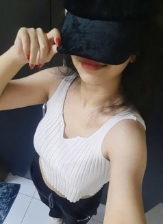 Dream Girl Saloni-22 (Gurgaon, Aerocity) - escort in Gurgaon Photo 1 of 1