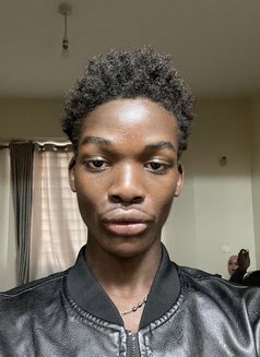 Dream Guy - Male escort in Nairobi Photo 3 of 7