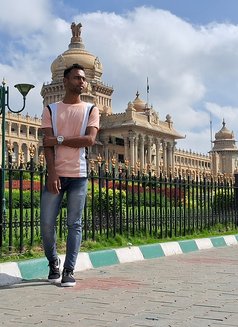 Dream X Life - Acompañantes masculino in Bangalore Photo 6 of 6