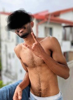 Dreamboy - Male escort in Colombo Photo 3 of 3