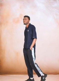 Dreamer - Male escort in Nairobi Photo 3 of 4