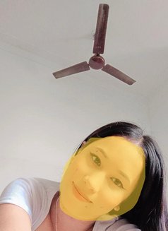 Dreams Queen GF Experience In Aerocity - puta in New Delhi Photo 4 of 6