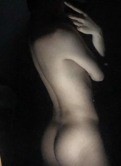 Dreamy - masseuse in Bangkok Photo 3 of 4