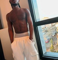 Drennan - Male escort in Al Manama