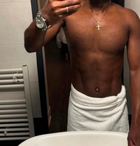 Drennan - Acompañantes masculino in Riyadh