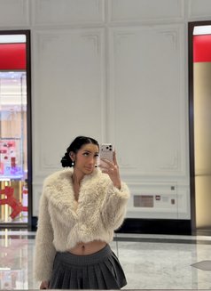 Dressrosa - escort agency in Macao Photo 23 of 24