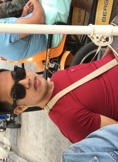 Drick - Male escort in Manila Photo 5 of 5