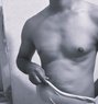 Drill Machine Love - Acompañantes masculino in Mumbai Photo 4 of 7