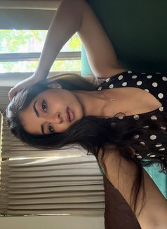 Drishti - escort in Ahmedabad Photo 2 of 5