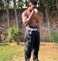 Drop - Male escort in New Delhi