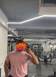 Druvikh Reddy - Male escort in Hyderabad Photo 5 of 7