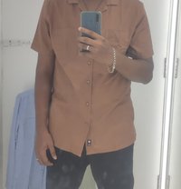 Deva - Acompañantes masculino in Chennai