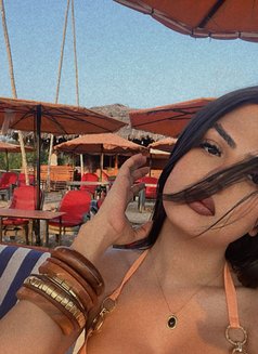 Dua - Transsexual escort in New Delhi Photo 10 of 14