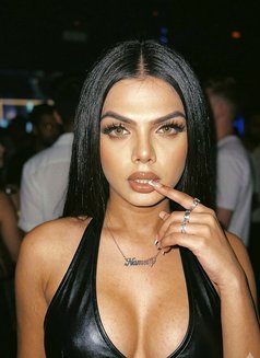 Dua - Transsexual escort in New Delhi Photo 16 of 16