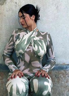 Shemale_Islamabad - Transsexual escort in Islamabad Photo 16 of 17