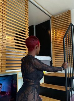 Dubai (Bdsm) Goddess Brintley - puta in Dubai Photo 7 of 7