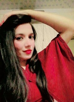 Dubai Hot Escorts - escort in Dubai Photo 5 of 7