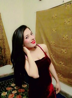 Dubai Hot Escorts - escort in Dubai Photo 7 of 7