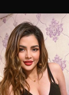 Dubai Luxury Home Service - masseuse in Dubai Photo 19 of 20