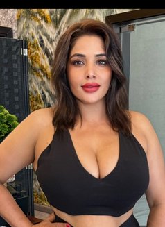 Dubai Luxury Home Service - masseuse in Dubai Photo 20 of 20