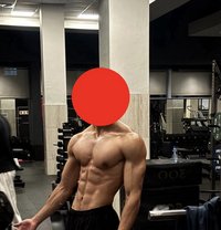 Dubai Stallion - Male escort in Dubai