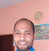 Duck (00) - Male adult performer in New Delhi