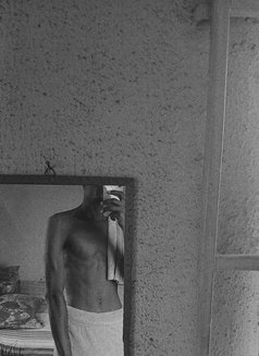Duckie - Male escort in Benin City Photo 4 of 4