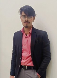 Dugu - Male escort in New Delhi Photo 3 of 3