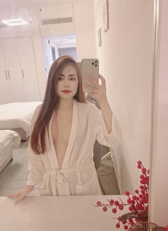 Dugyn - escort in Muscat Photo 3 of 5