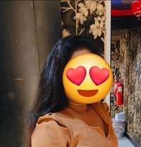 Dul - escort in Dubai