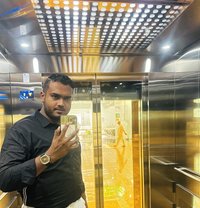 Dul - Acompañantes masculino in Dubai