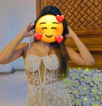 Dulshi - escort in Colombo