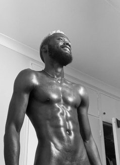 Duly - Acompañantes masculino in Johannesburg Photo 1 of 3