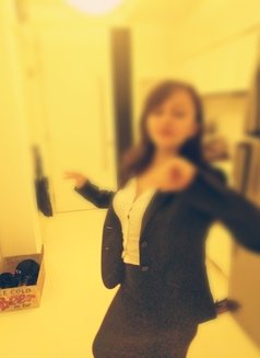 Dunia Kaya - escort in Singapore Photo 5 of 24
