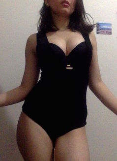 Dunia Kaya - escort in Singapore Photo 22 of 24