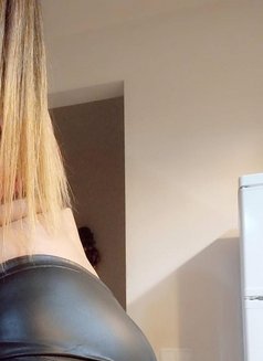 Dunia Trans - Acompañantes transexual in Tbilisi Photo 4 of 8