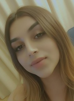 Dunia Trans - Acompañantes transexual in Tbilisi Photo 8 of 8