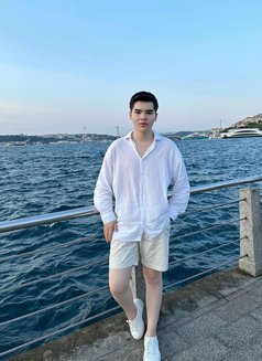 DUNYA TOP 🇹🇷 - Male escort in Jeddah Photo 1 of 5