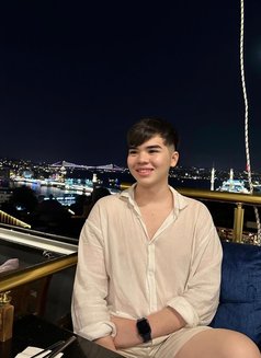 DUNYA TOP 🇹🇷 - Male escort in Jeddah Photo 2 of 5