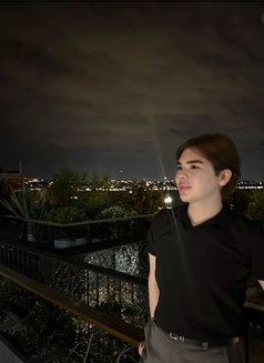 DUNYA TOP 🇹🇷 - Male escort in Jeddah Photo 3 of 5