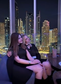 Duo Novella & Tina - puta in Dubai Photo 7 of 10