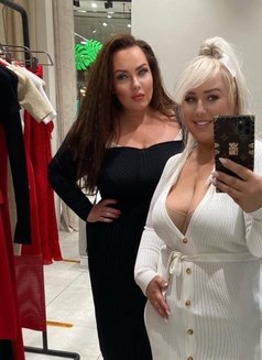 Duo Sisters Bbw - Male escort in Al Manama Photo 10 of 10