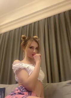 Duru - Transsexual escort in İstanbul Photo 13 of 13