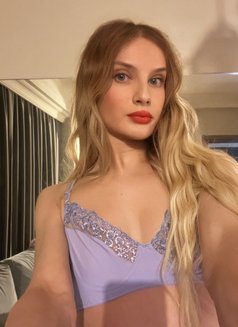 Duru - Transsexual escort in İstanbul Photo 9 of 9