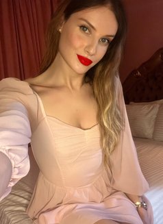 Duru - Transsexual escort in İstanbul Photo 10 of 11