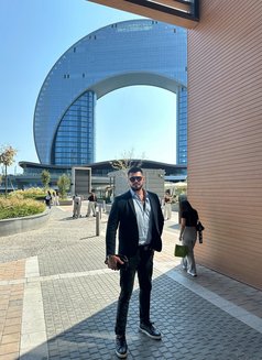 Dürüst eğlenceli adam - Male escort in Baku Photo 17 of 22