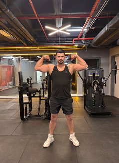 Dürüst eğlenceli adam - Male escort in Tirana Photo 21 of 21